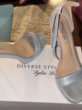 Diverse Style Silver Open-Toe Heels